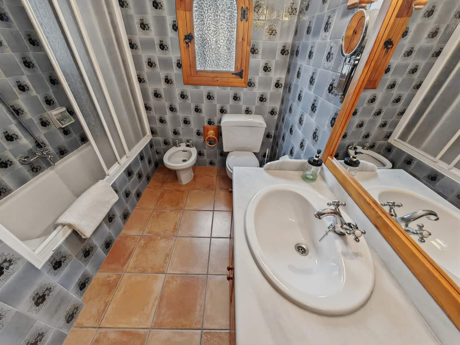 4 soveværelse Semi-Rækkehus til salg i Javea / Xabia med swimmingpool - € 560.000 (Ref: 9674096)