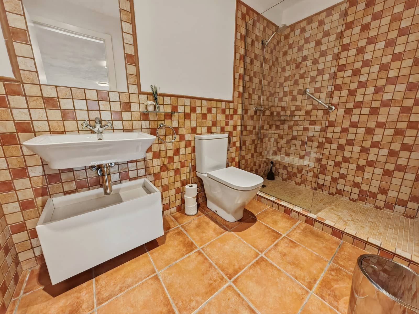 4 soveværelse Semi-Rækkehus til salg i Javea / Xabia med swimmingpool - € 560.000 (Ref: 9674096)