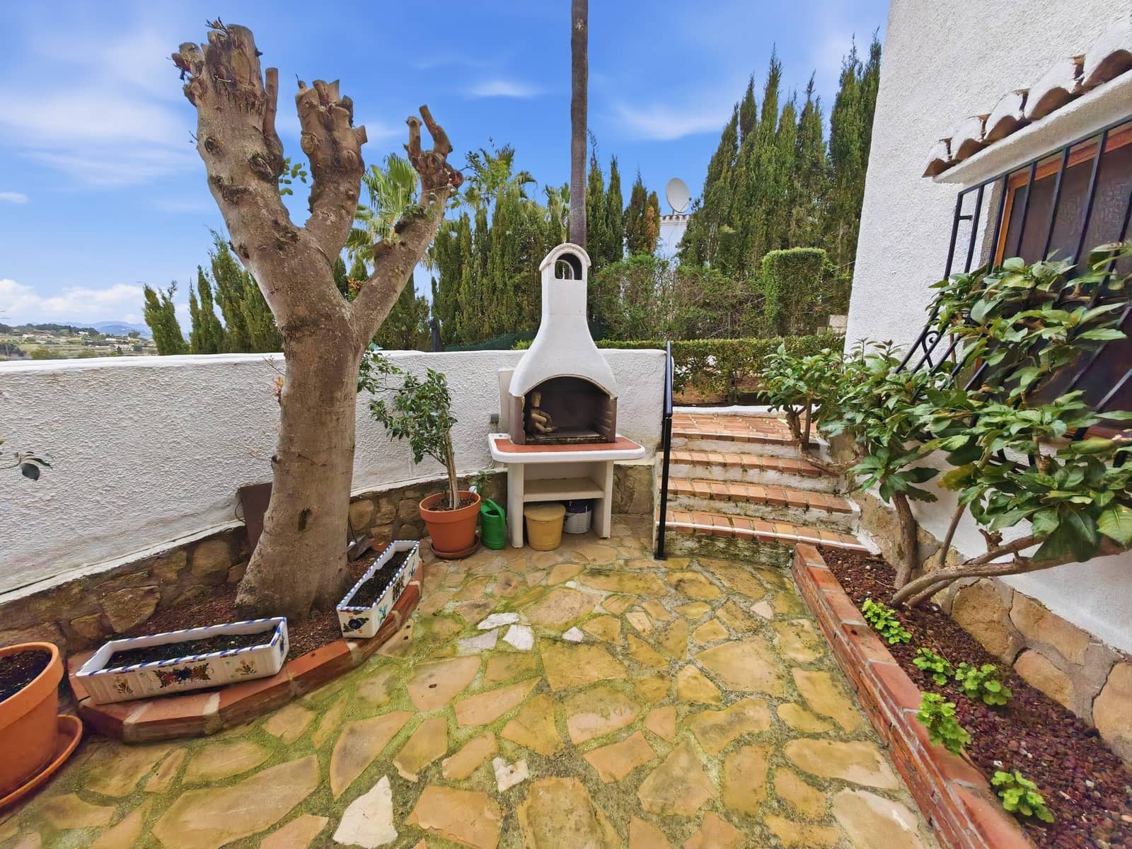 4 soveværelse Semi-Rækkehus til salg i Javea / Xabia med swimmingpool - € 560.000 (Ref: 9674096)