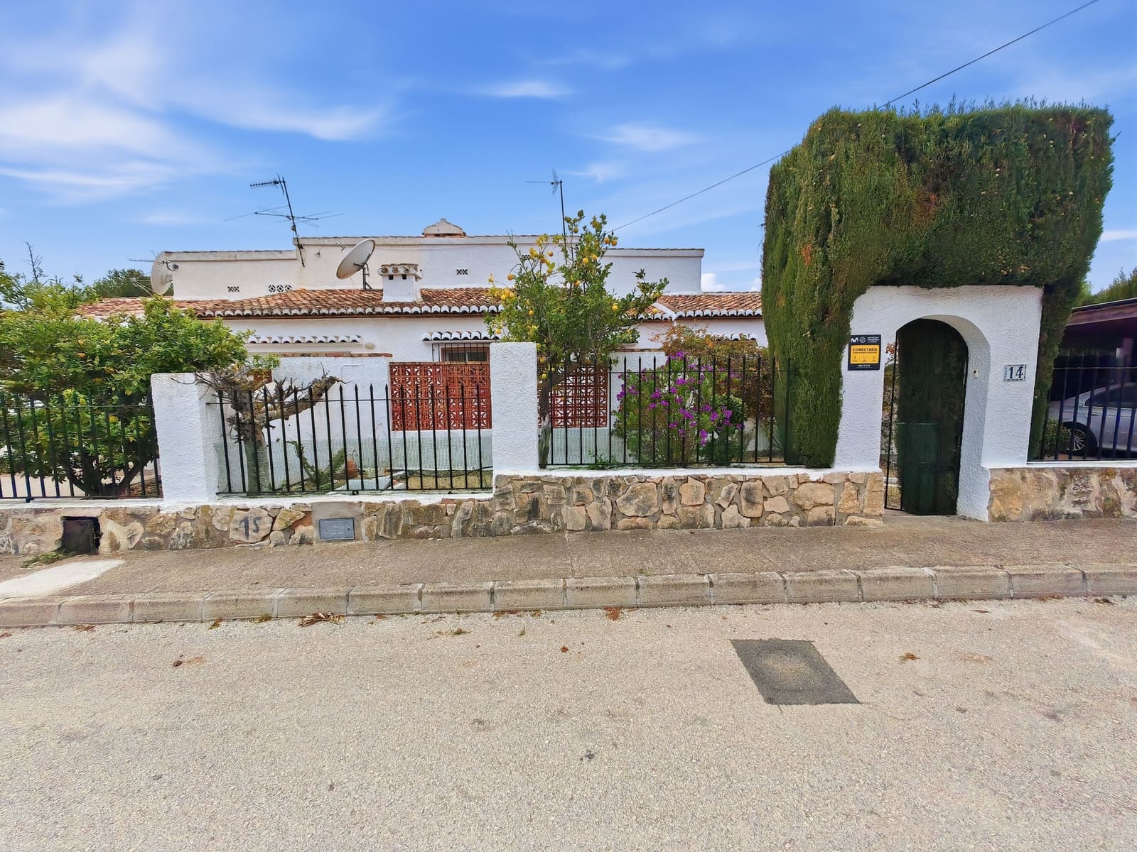4 soveværelse Semi-Rækkehus til salg i Javea / Xabia med swimmingpool - € 560.000 (Ref: 9674096)