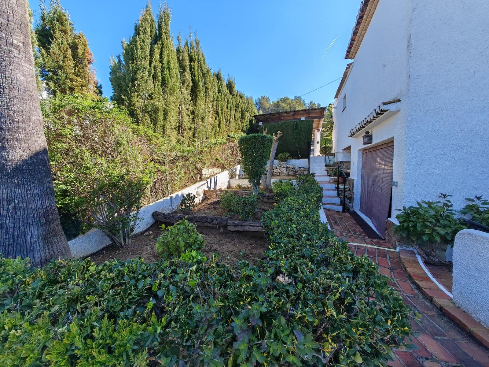 4 soveværelse Semi-Rækkehus til salg i Javea / Xabia med swimmingpool - € 560.000 (Ref: 9674096)