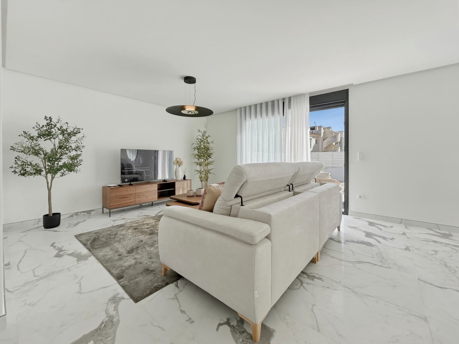 Chalet de 3 habitaciones en Dénia en venta con piscina - 675.000 € (Ref: 9679749)