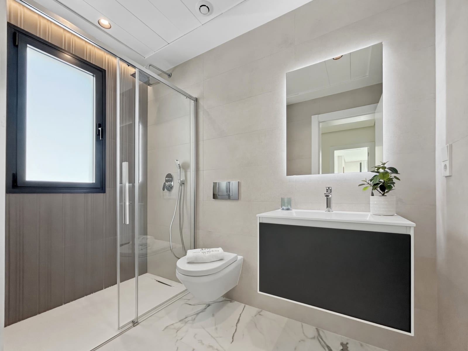 Chalet de 3 habitaciones en Dénia en venta con piscina - 675.000 € (Ref: 9679749)