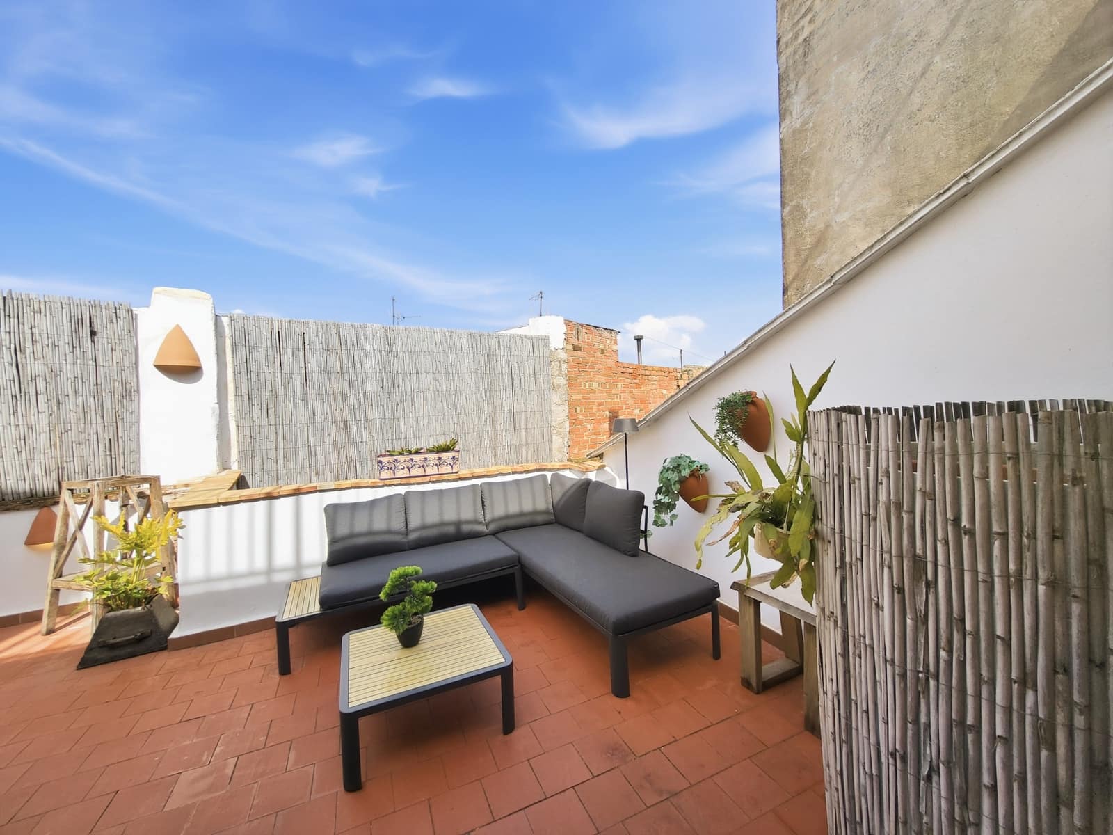 3 bedroom Townhouse for sale in Beniarjo - € 360,000 (Ref: 9679751)