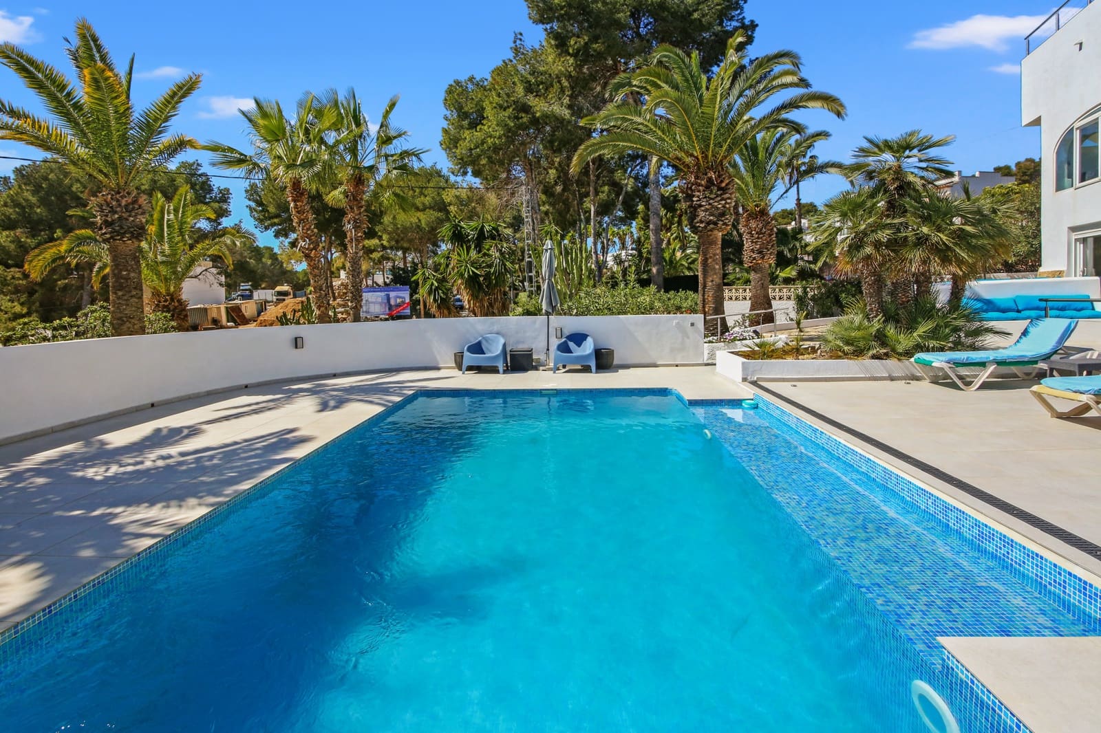 4 bedroom Villa for sale in Moraira with pool - € 875,000 (Ref: 9690504)