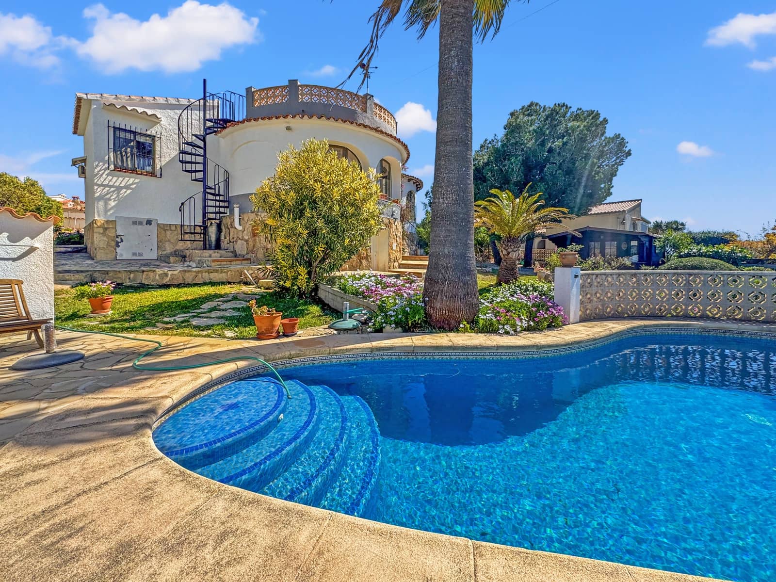 2 makuuhuone Huvila myytävänä paikassa Javea / Xabia mukana uima-altaan - 995 000 € (Ref: 9701521)