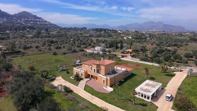 6 slaapkamer Villa te koop in Centro ciudad, Javea / Xàbia - € 849.000 (Ref: 9701522)