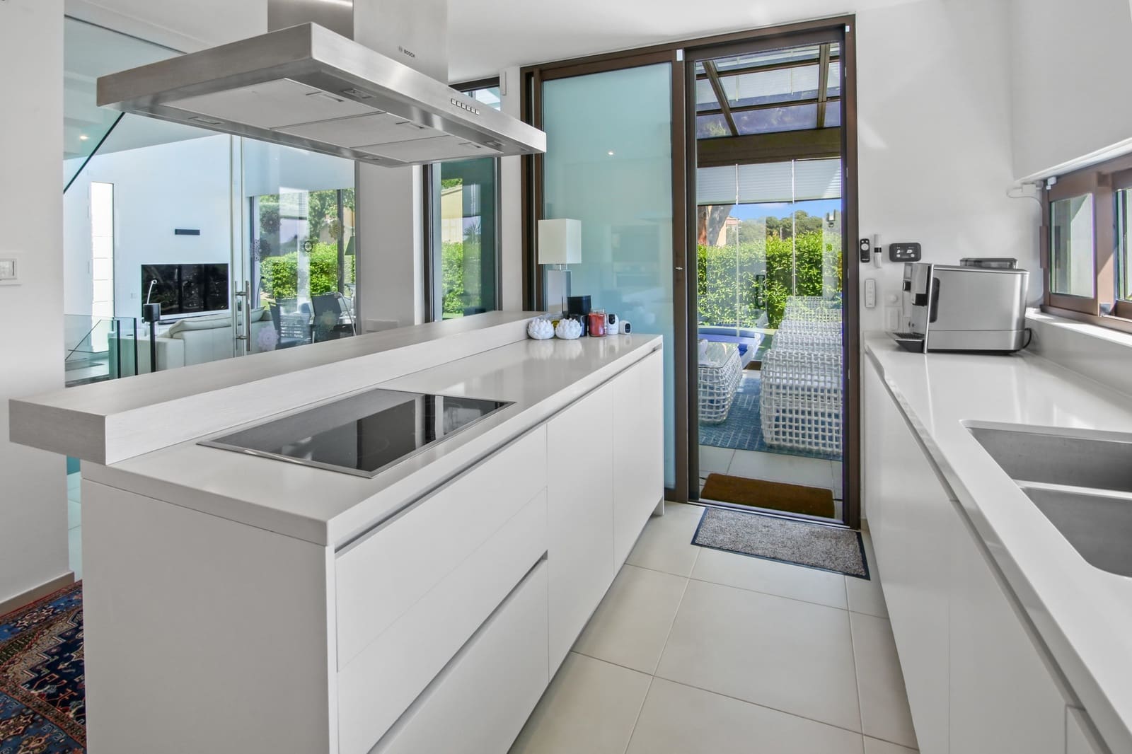 4 bedroom Semi-detached Villa for sale in Moraira with pool - € 1,450,000 (Ref: 9701523)