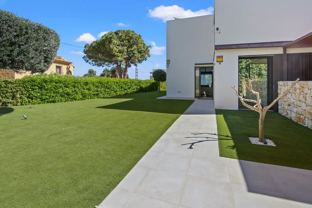 4 sovrum Semi-fristående Villa till salu i Casco Urbano, Teulada-Moraira med pool - 1 450 000 € (Ref: 9701523)