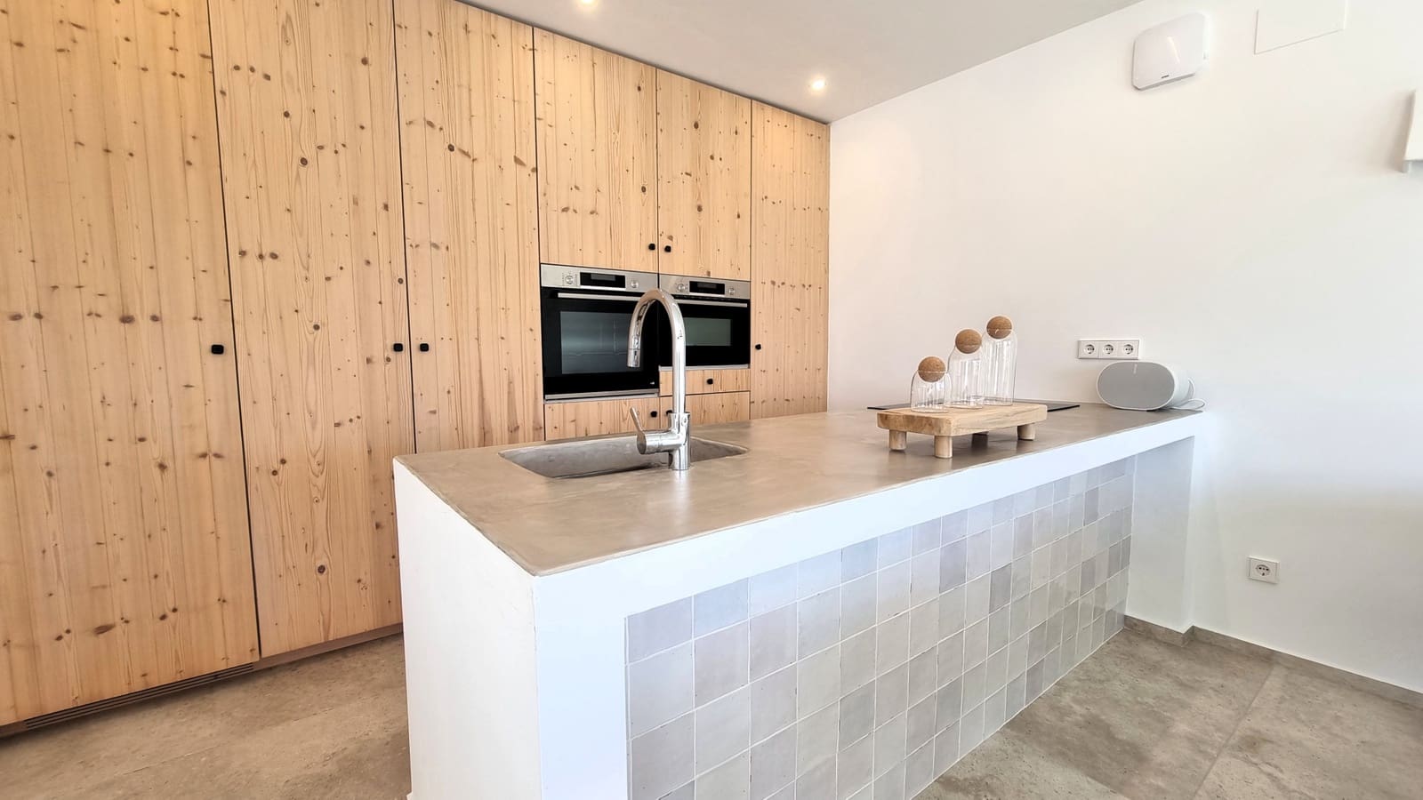 3 quarto Moradia para venda em Moraira com piscina - 1 145 000 € (Ref: 9701524)