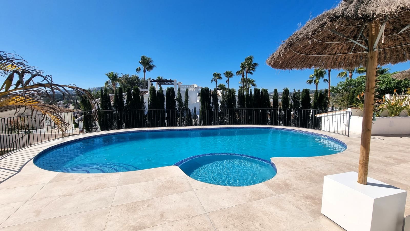 3 quarto Moradia para venda em Moraira com piscina - 1 145 000 € (Ref: 9701524)