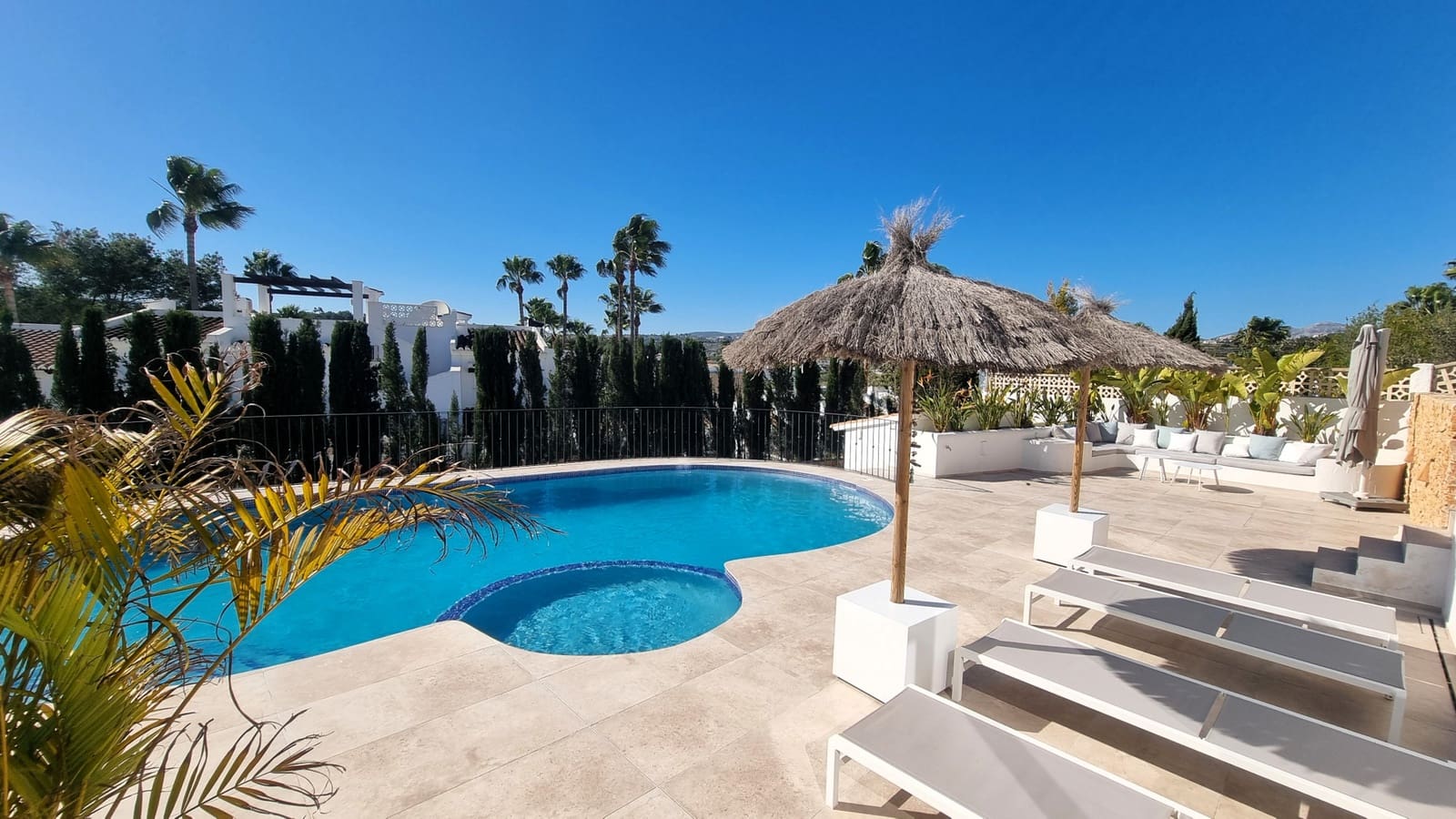 3 quarto Moradia para venda em Moraira com piscina - 1 145 000 € (Ref: 9701524)