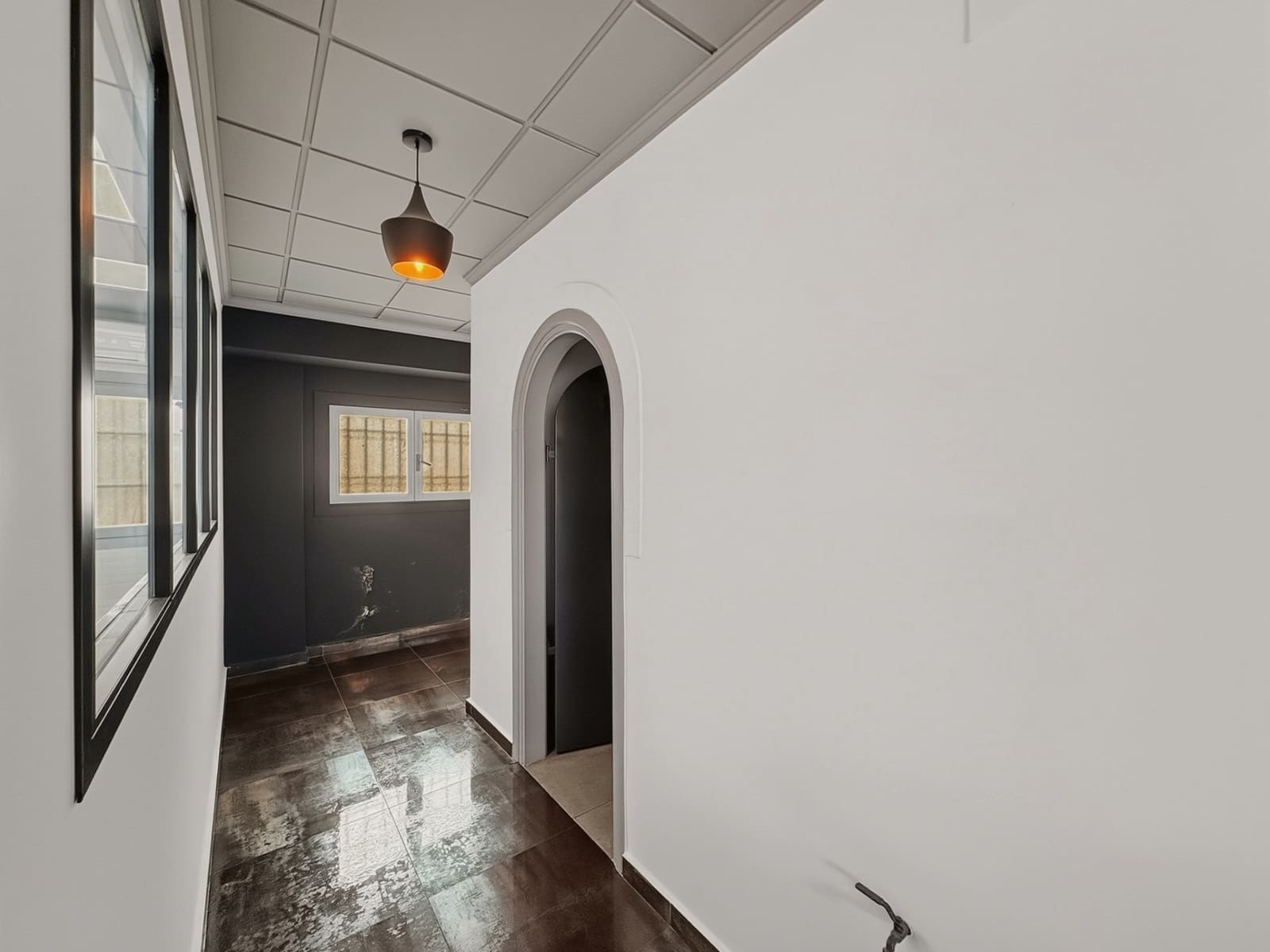 Local Comercial en Arenal en venta - 240.000 € (Ref: 9712095)