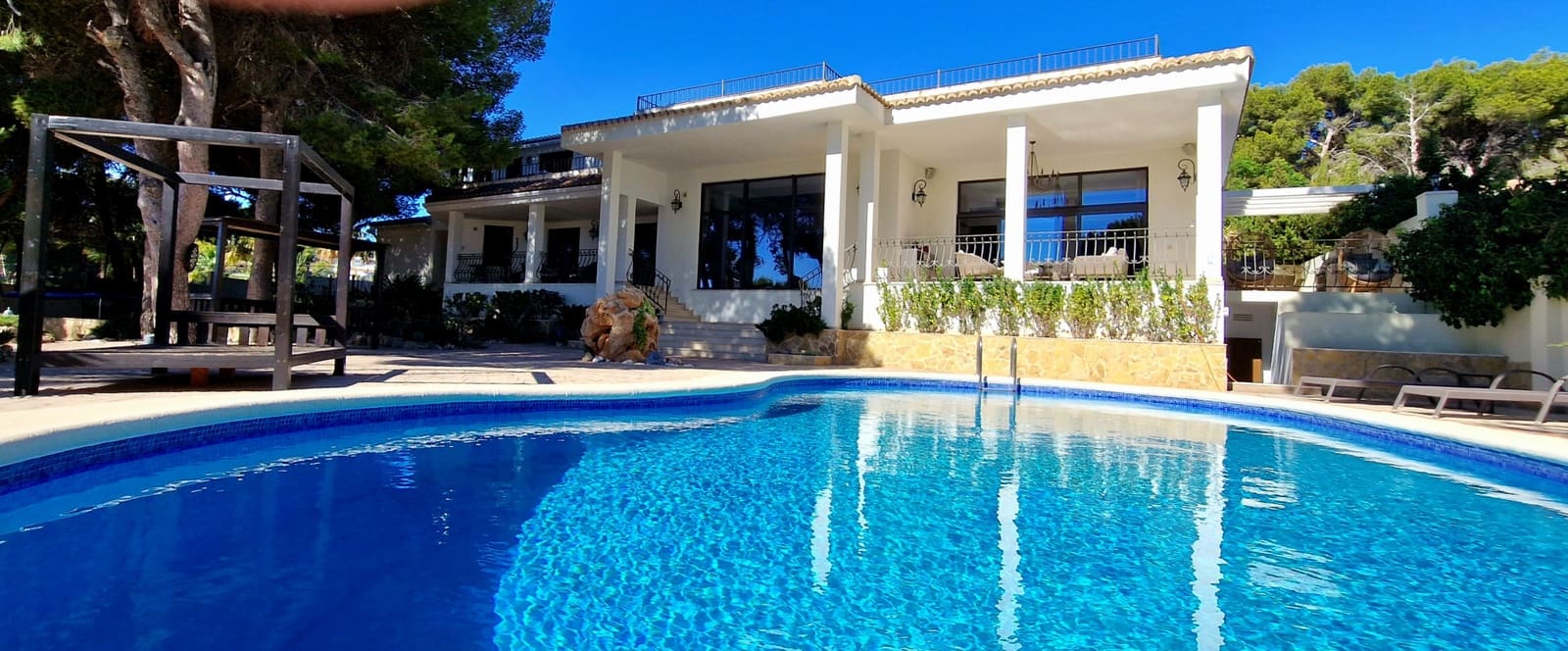 5 bedroom Villa for rent in Moraira with pool garage - € 8,500 (Ref: 9714838)