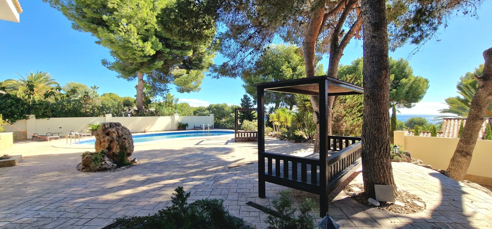 5 bedroom Villa for rent in Moraira with pool garage - € 8,500 (Ref: 9714838)
