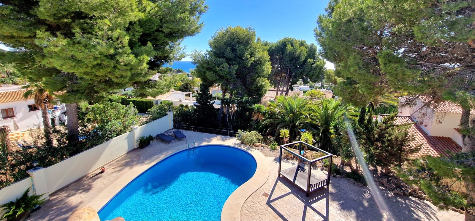5 bedroom Villa for rent in Moraira with pool garage - € 8,500 (Ref: 9714838)