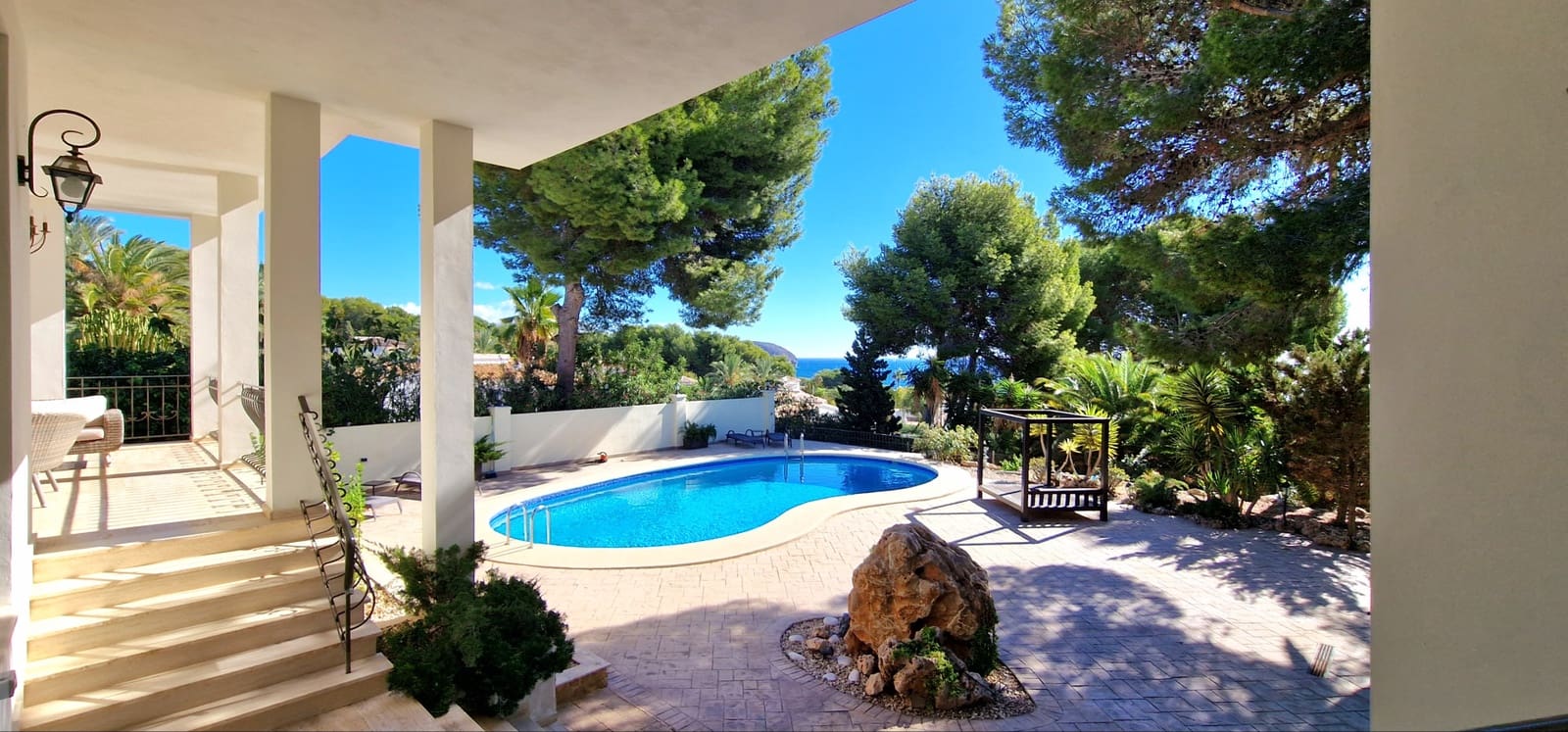 5 bedroom Villa for rent in Moraira with pool garage - € 8,500 (Ref: 9714838)