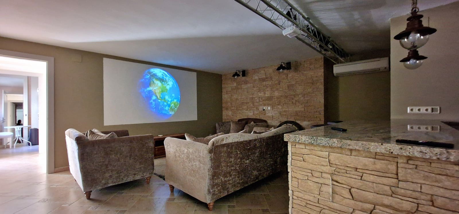 5 bedroom Villa for rent in Moraira with pool garage - € 8,500 (Ref: 9714838)