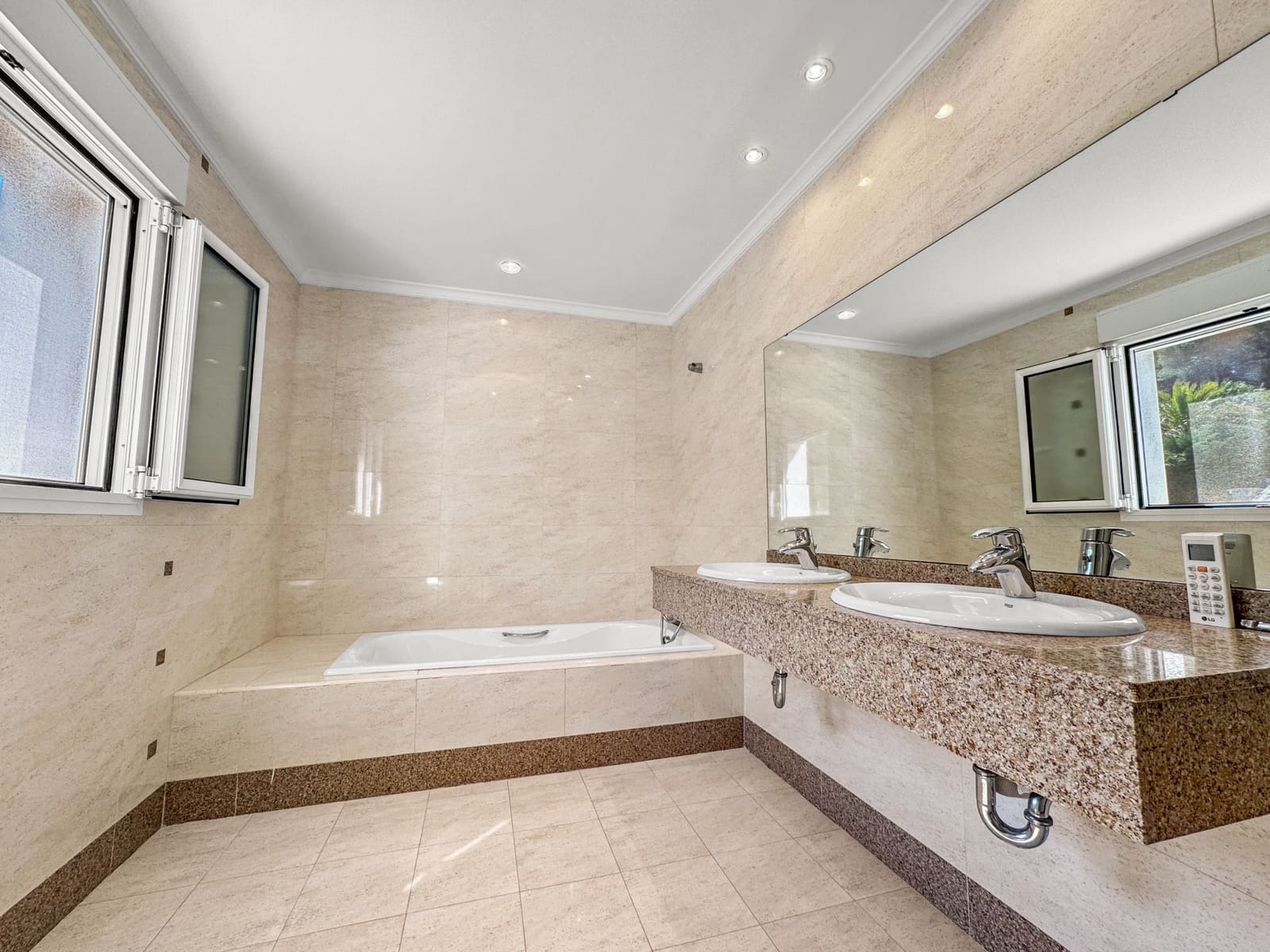 4 quarto Moradia para venda em Javea / Xabia com piscina - 1 399 000 € (Ref: 9719819)