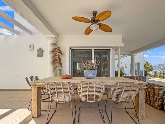 4 quarto Moradia para venda em Centro ciudad, Javea / Xàbia com piscina - 1 399 000 € (Ref: 9719819)