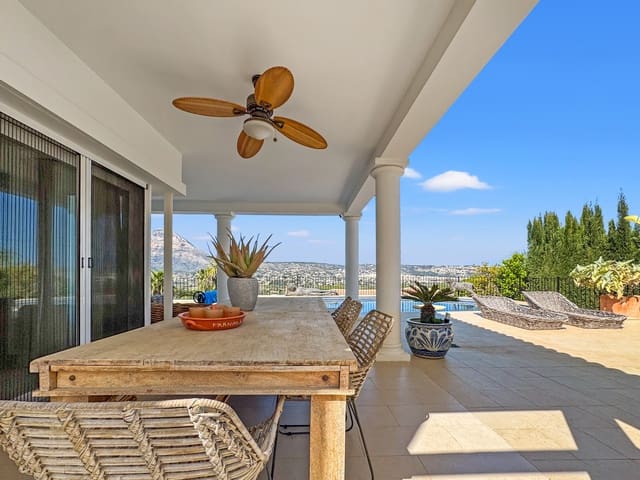 4 quarto Moradia para venda em Centro ciudad, Javea / Xàbia com piscina - 1 399 000 € (Ref: 9719819)