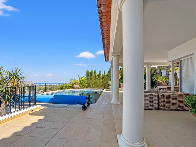 4 quarto Moradia para venda em Centro ciudad, Javea / Xàbia com piscina - 1 399 000 € (Ref: 9719819)