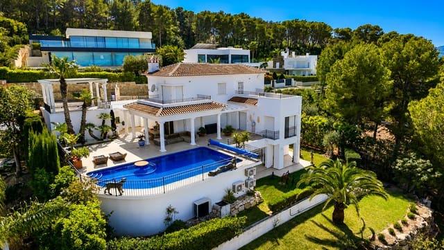 4 soveværelse Villa til salg i Centro ciudad, Javea / Xàbia med swimmingpool - € 1.399.000 (Ref: 9719819)