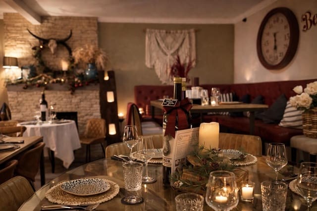 Bar/Restaurante de 9 habitaciones en Casco Urbano, Teulada-Moraira en venta - 2.300.000 € (Ref: 9726577)