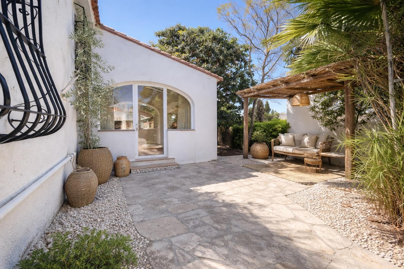 2 Zimmer Villa zu verkaufen in Orba mit Pool - 340.000 € (Ref: 9738469)