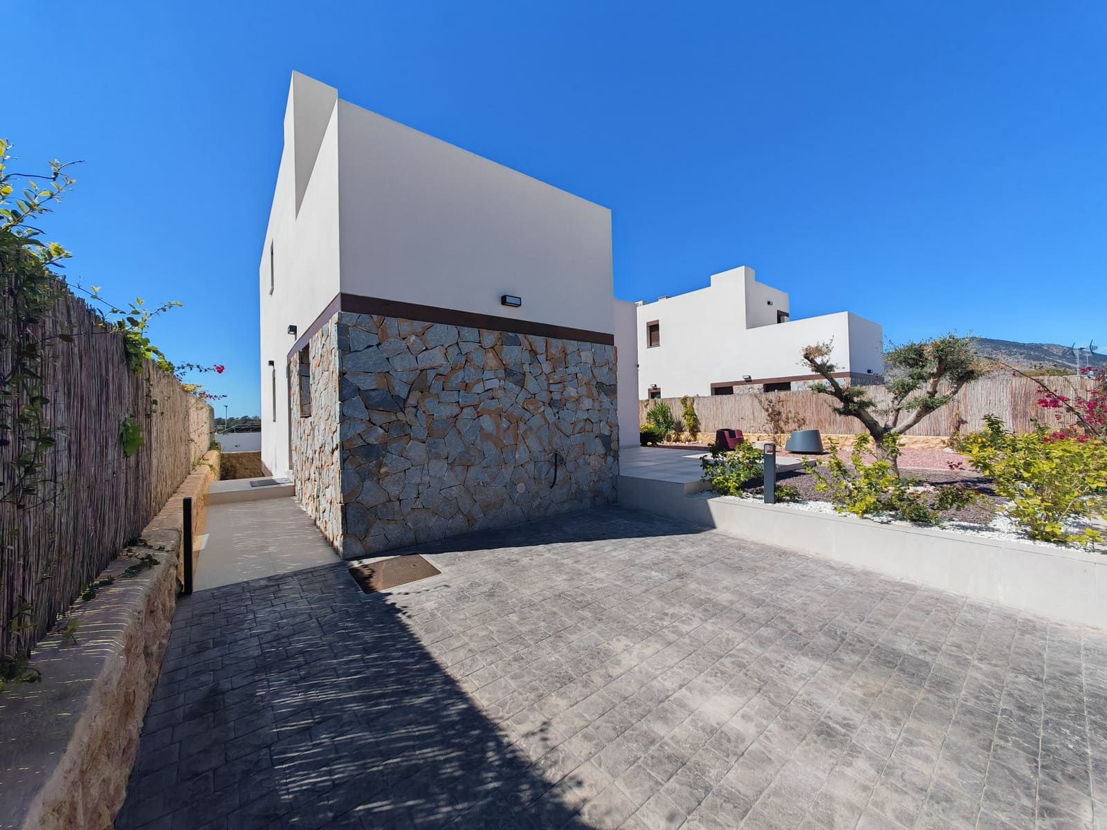 3 makuuhuone Huvila myytävänä paikassa Finestrat mukana uima-altaan - 799 900 € (Ref: 9738471)