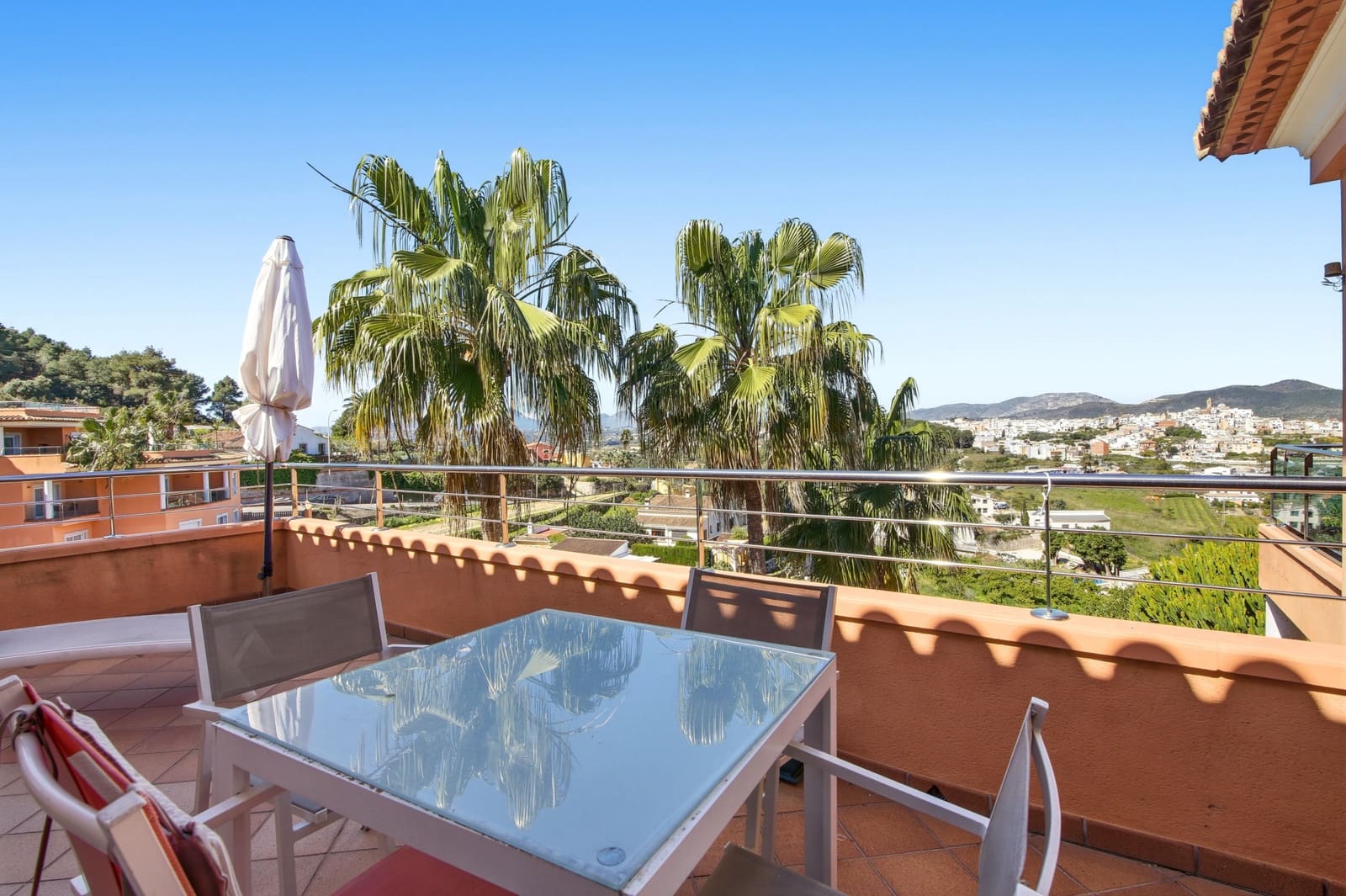 9 soverom Villa til salgs i Benitachell / Benitatxell med svømmebasseng - € 1 100 000 (Ref: 9741683)