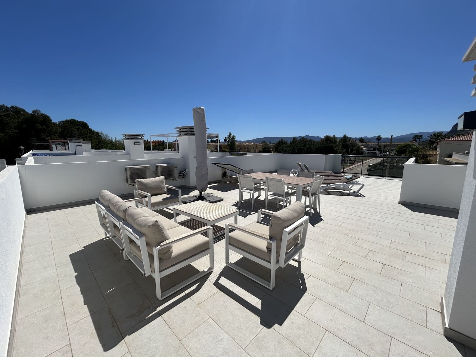 3 quarto Moradia Geminada para venda em Els Poblets com piscina - 429 000 € (Ref: 9751912)