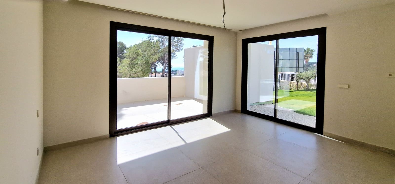 3 soveværelse Villa til salg i Moraira med swimmingpool - € 1.750.000 (Ref: 9755576)