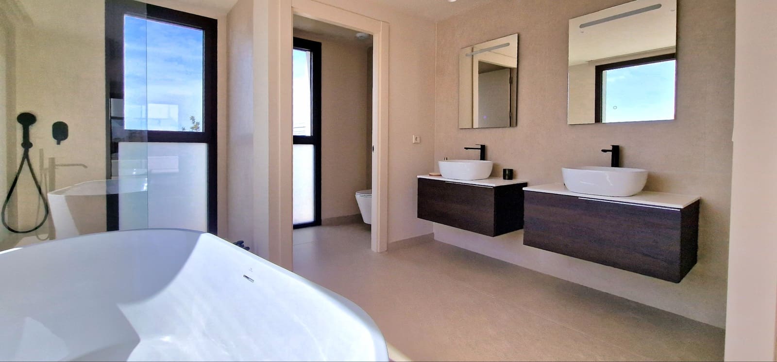 3 soveværelse Villa til salg i Moraira med swimmingpool - € 1.750.000 (Ref: 9755576)