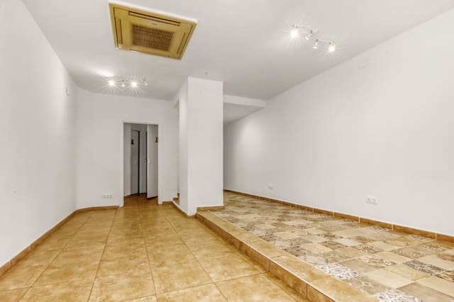Comercial para arrendar em Centro ciudad, Javea / Xàbia - 1 000 € (Ref: 9758831)