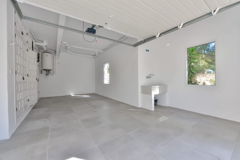 3 bedroom Villa for sale in Altea with pool - € 649,000 (Ref: 9761901)