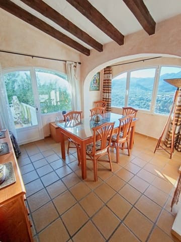 4 sovrum Villa till salu i Orba - 450 000 € (Ref: 9778000)