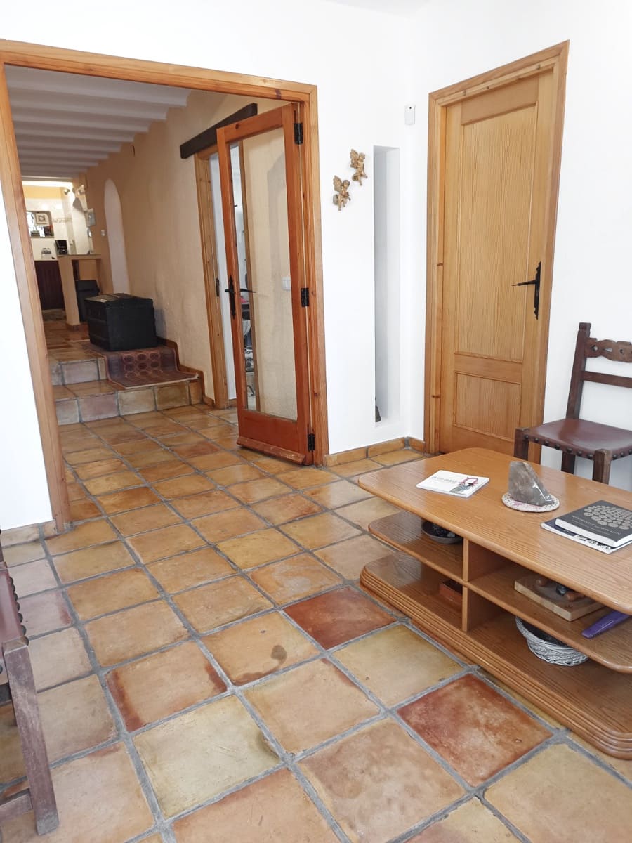 4 sovrum Villa till salu i Orba - 450 000 € (Ref: 9778000)