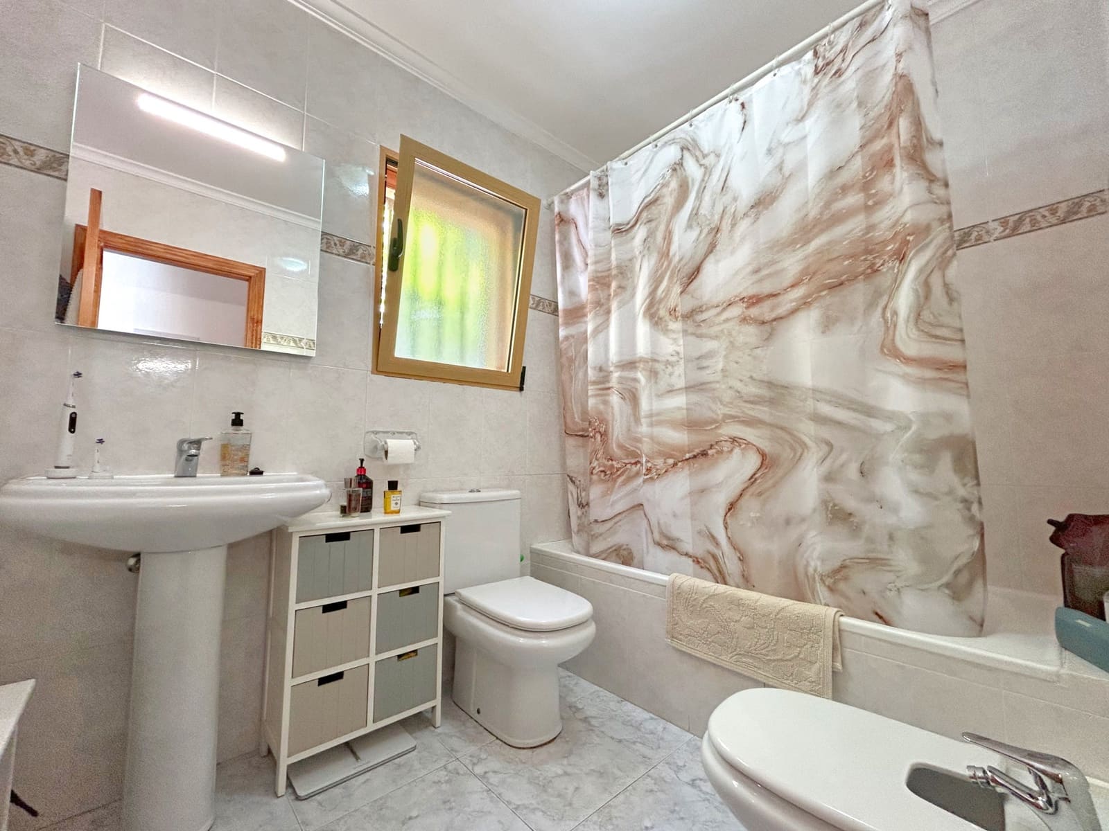 4 quarto Moradia para venda em Orba com piscina - 499 995 € (Ref: 9780448)