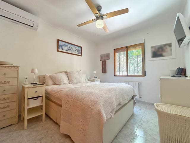 4 quarto Moradia para venda em Orba com piscina - 499 995 € (Ref: 9780448)