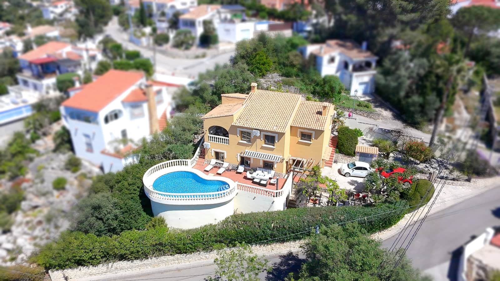 4 quarto Moradia para venda em Orba com piscina - 499 995 € (Ref: 9780448)