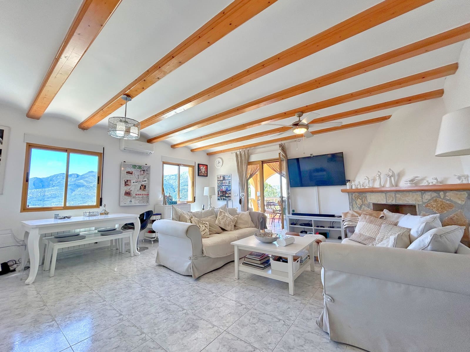 4 quarto Moradia para venda em Orba com piscina - 499 995 € (Ref: 9780448)