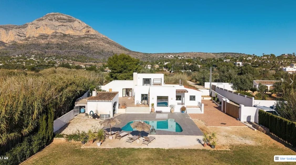 4 soveværelse Villa til salg i Javea / Xabia med swimmingpool - € 965.000 (Ref: 9780449)