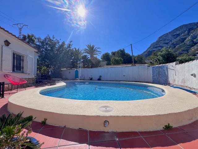 3 sovrum Villa till salu i El Montgó, Dénia med pool - 599 000 € (Ref: 9780451)