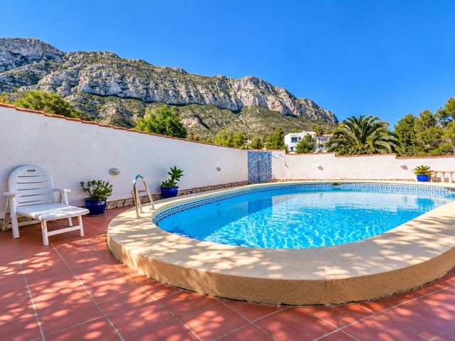 3 Zimmer Villa zu verkaufen in El Montgó, Dénia mit Pool - 599.000 € (Ref: 9780451)