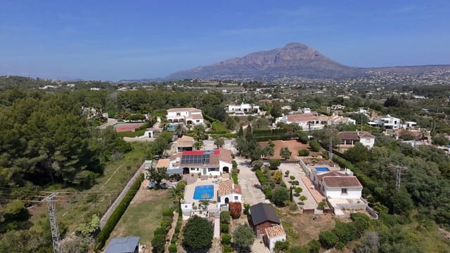 5 sypialnia Willa na sprzedaż w Centro ciudad, Javea / Xàbia z basenem - 1 595 000 € (Ref: 9785001)
