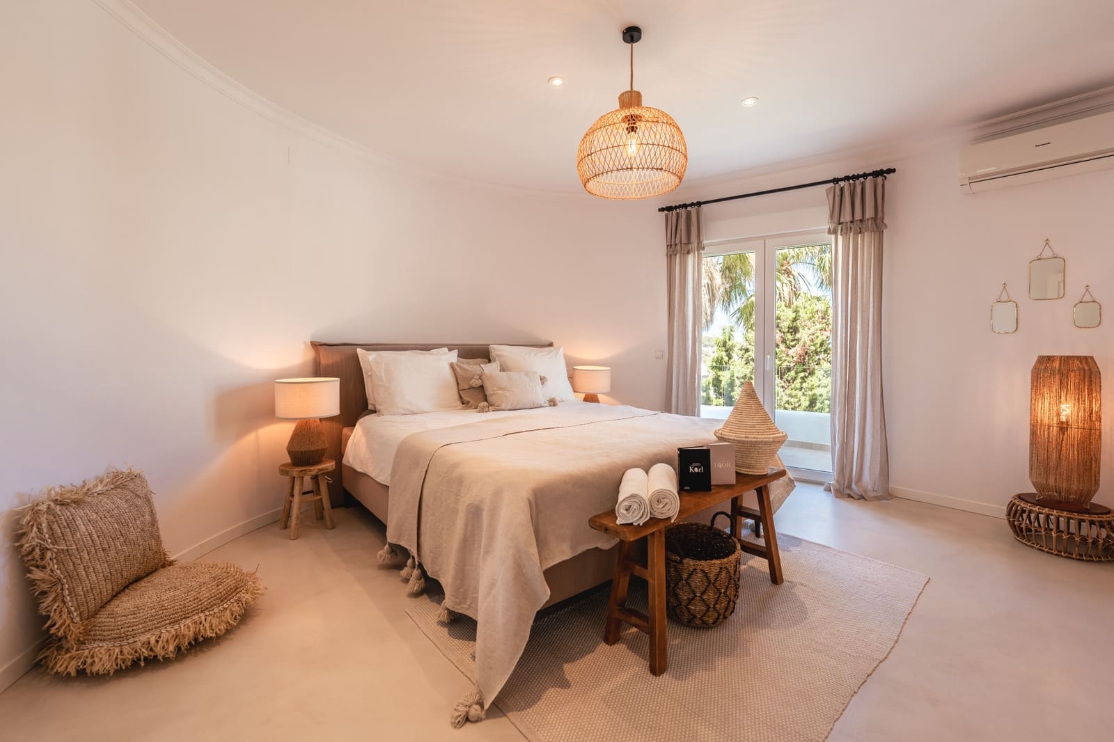 Chalet de 4 habitaciones en Javea / Xàbia en venta con piscina - 1.850.000 € (Ref: 9794501)