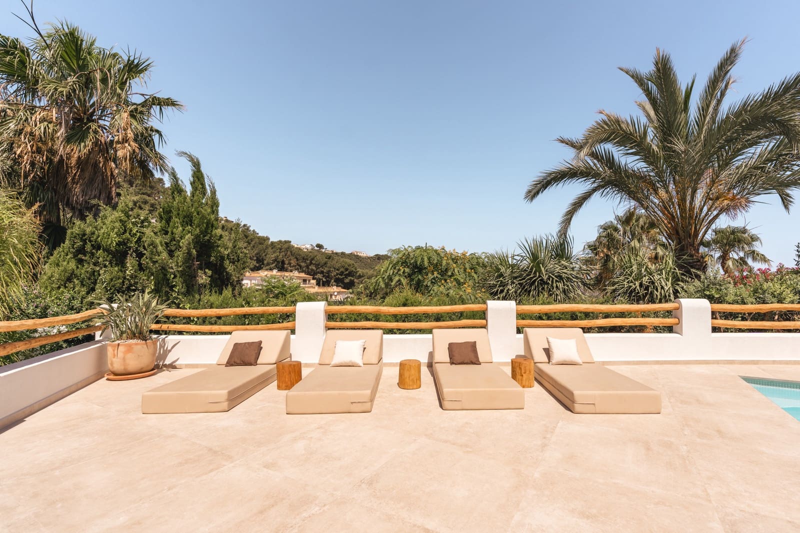 Chalet de 4 habitaciones en Javea / Xàbia en venta con piscina - 1.850.000 € (Ref: 9794501)