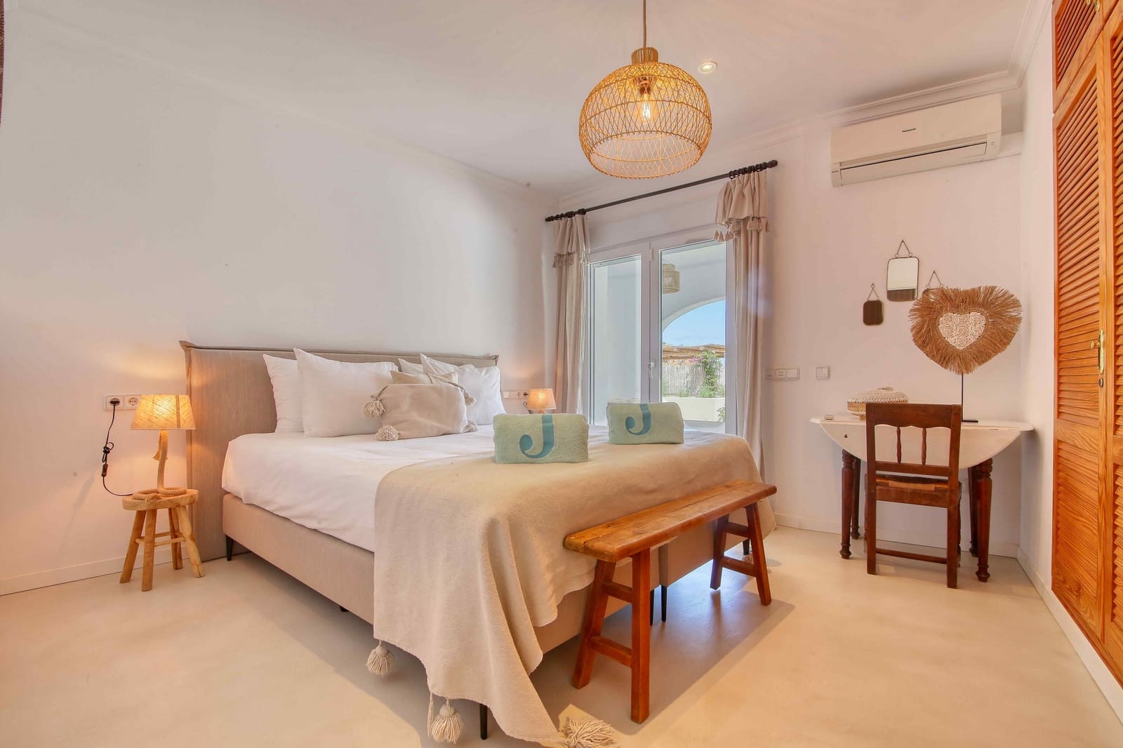 Chalet de 4 habitaciones en Javea / Xàbia en venta con piscina - 1.850.000 € (Ref: 9794501)