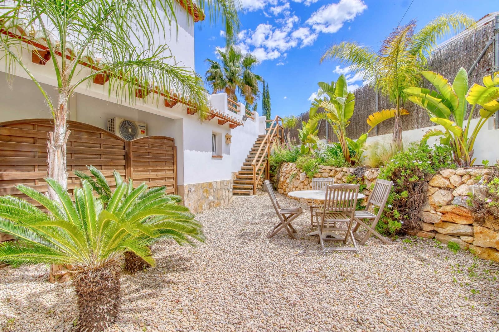 Chalet de 4 habitaciones en Javea / Xàbia en venta con piscina - 1.850.000 € (Ref: 9794501)
